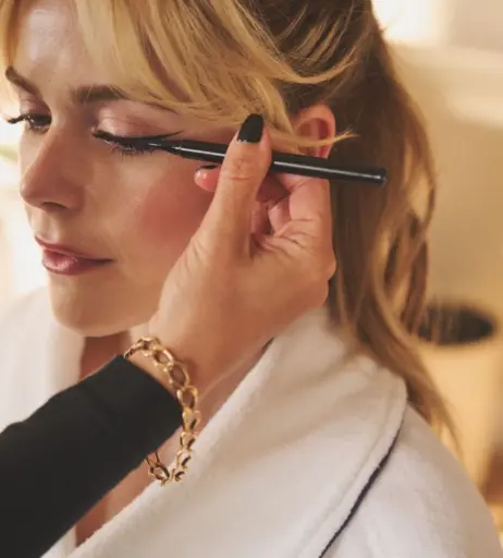 Image 1755292 from Kiernan Shipka