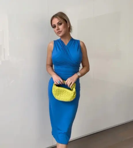 Image 1757796 from Kim Gloss