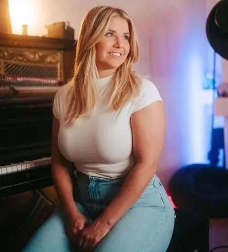 Image 1757601 from Beatrice Egli