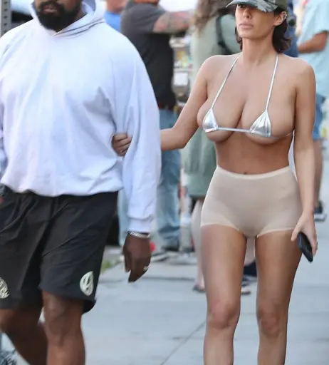 Image 1754881 from Bianca Censori