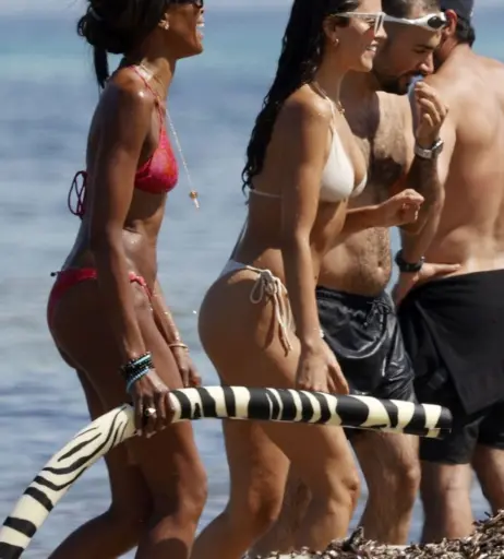 Image 1752859 from Eiza González