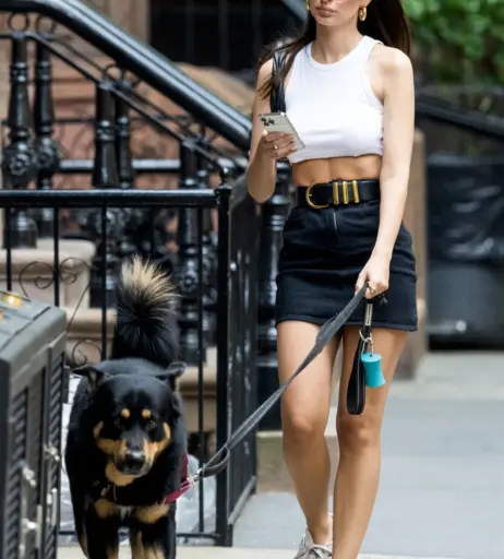 Image 1752362 from Emily Ratajkowski