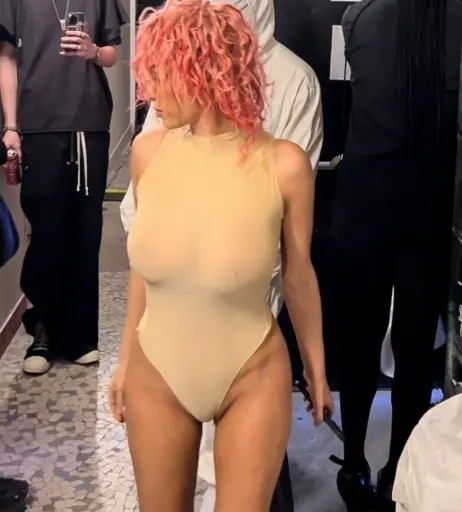 Image 1752978 from Bianca Censori