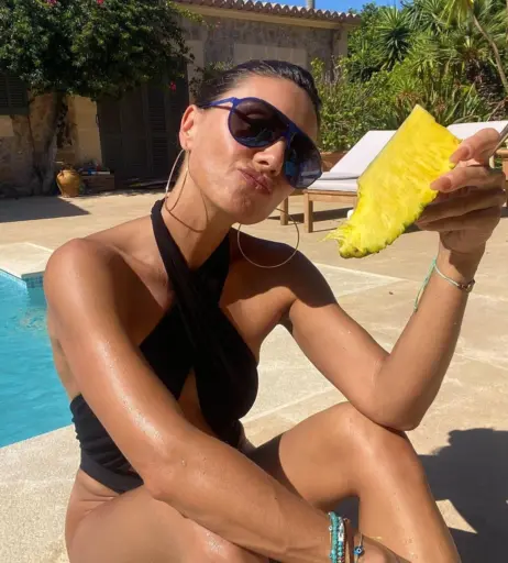 Image 1753650 from Nazan Eckes