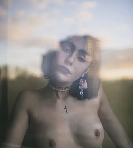 Image 1750603 from Mare Cirko