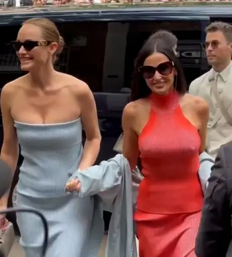 Image 1750355 from Demi Moore