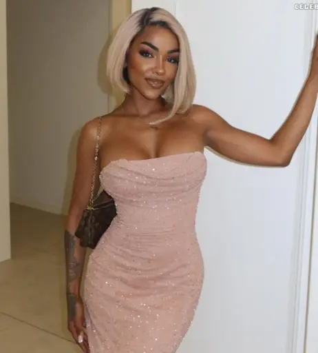 Image 1759840 from Alicia Awa