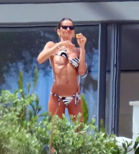 Image 1759461 from Izabel Goulart