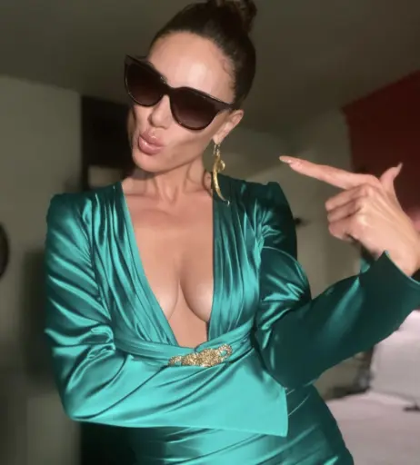 Image 1759129 from Nazan Eckes