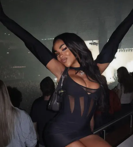 Image 1759015 from Alicia Awa