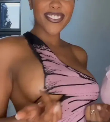 Image 1759259 from Alicia Awa