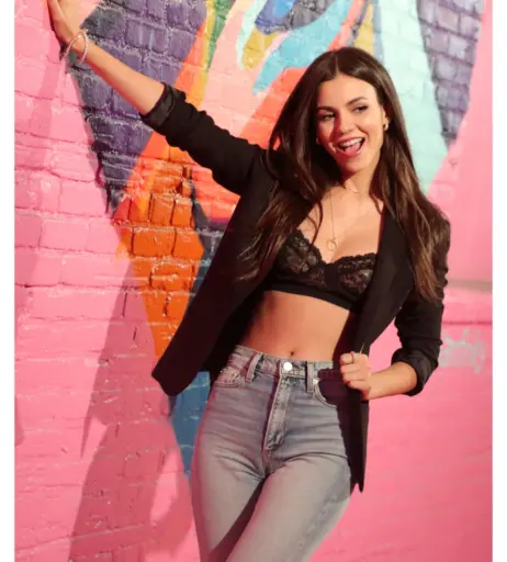 Image 1759946 from Victoria Justice