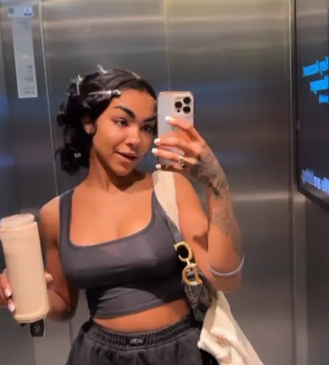 Image 1758812 from Alicia Awa