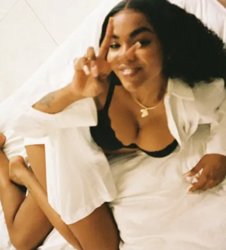 Image 1758584 from Alicia Awa