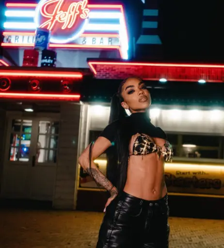 Image 1758661 from Alicia Awa