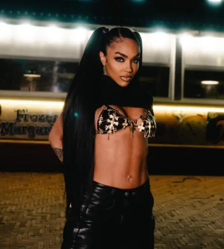 Image 1758630 from Alicia Awa