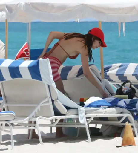 Image 1745700 from Emily Ratajkowski