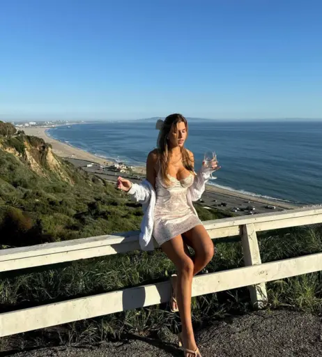 Image 1745335 from Kara Del Toro