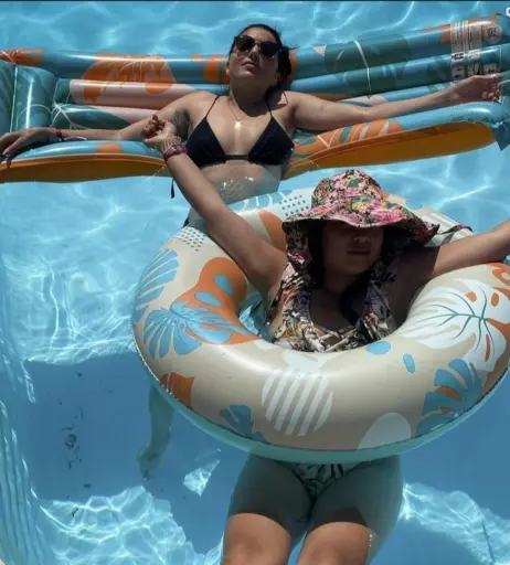 Image 1746790 from Anne Menden