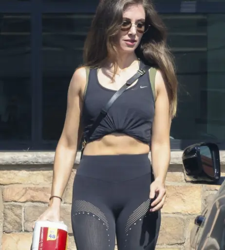 Image 1747178 from Alison Brie