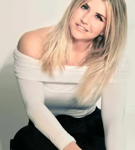 Image 1747227 from Beatrice Egli