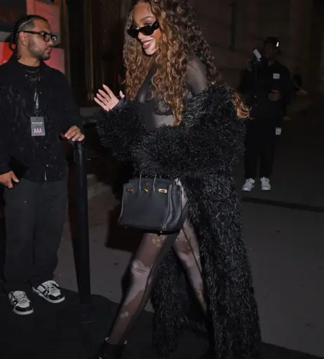 Image 1747913 from Winnie Harlow