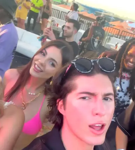 Image 1744333 from Victoria Justice
