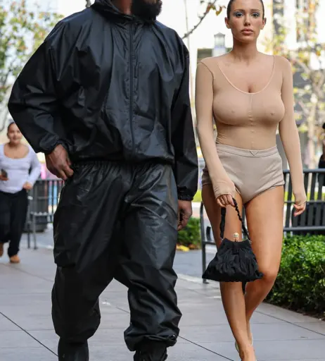 Image 1741652 from Bianca Censori