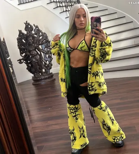 Image 1741188 from Zelina Vega