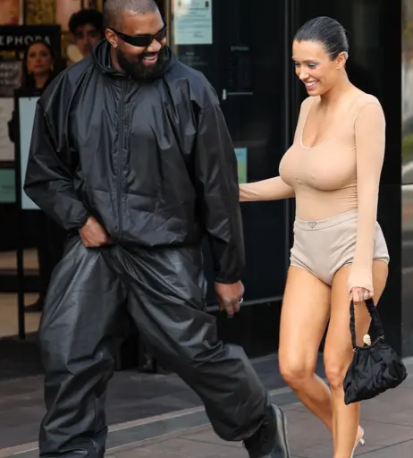 Image 1741039 from Bianca Censori