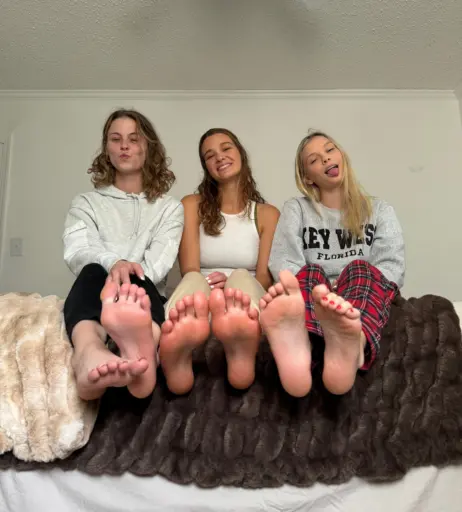 Image 17428100 from hang10toess