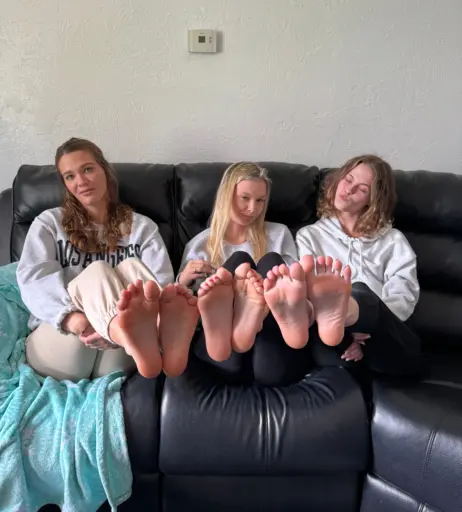 Image 17428107 from hang10toess