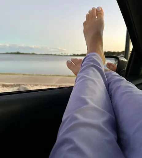 Image 17428024 from hang10toess