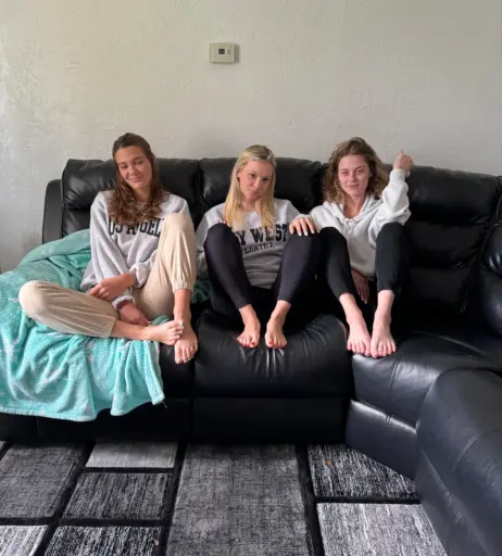 Image 17428351 from hang10toess