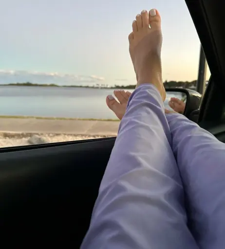 Image 17427912 from hang10toess