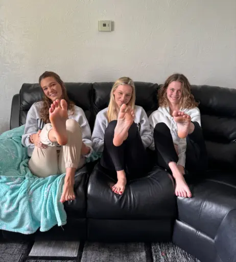 Image 17427679 from hang10toess