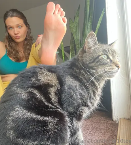 Image 17427110 from hang10toess