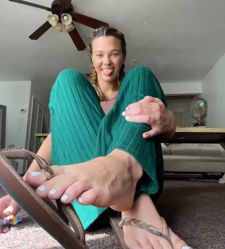 Image 17426564 from hang10toess