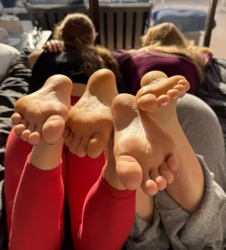 Image 17421966 from hang10toess