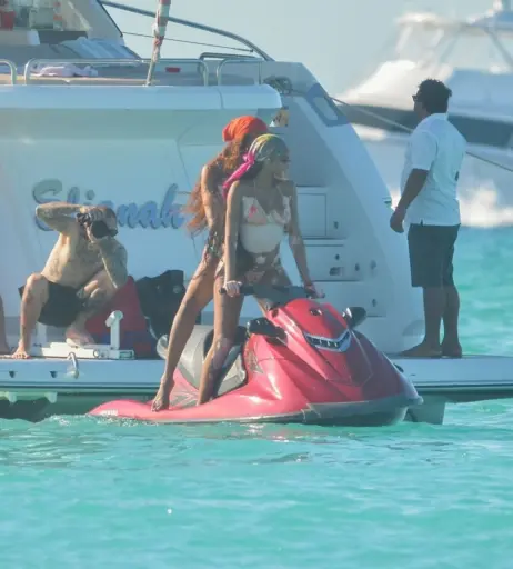 Image 1742105 from Winnie Harlow