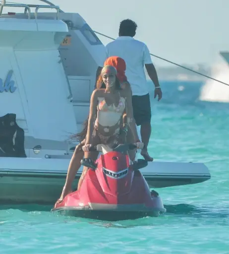 Image 1742138 from Winnie Harlow