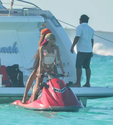 Image 1742125 from Winnie Harlow