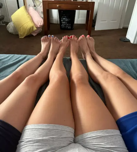 Image 17429831 from hang10toess