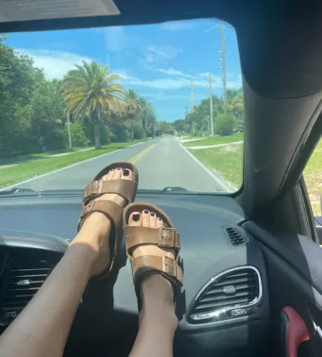 Image 17431344 from hang10toess