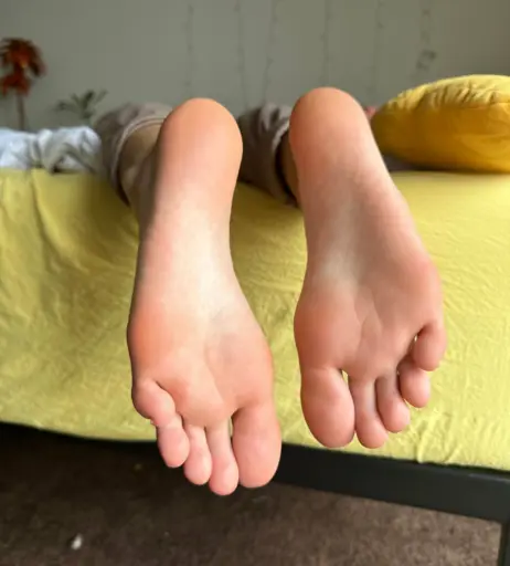 Image 17430380 from hang10toess
