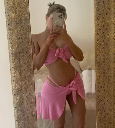 Image 1740655 from Shirin David