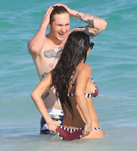 Image 1740379 from Demi Moore