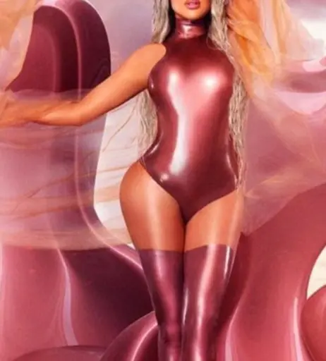 Image 1740337 from Shirin David