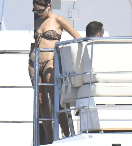 Image 1748447 from Eiza González