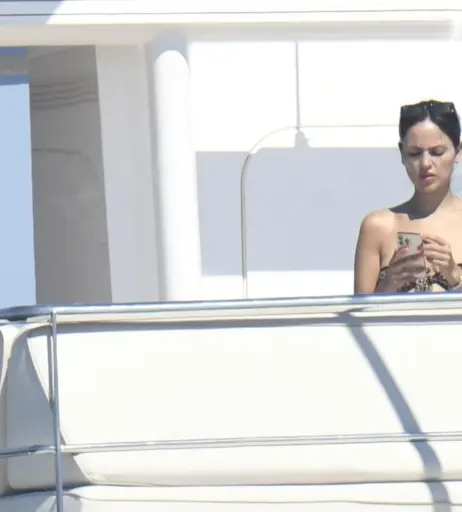 Image 1748476 from Eiza González